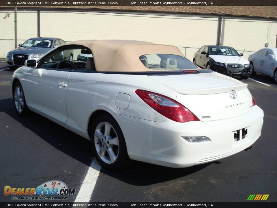 2007 Toyota Solara SLE V6 Convertible Blizzard White Pearl / Ivory Photo #34