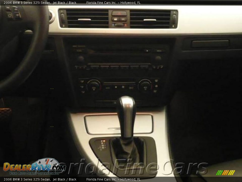 2006 BMW 3 Series 325i Sedan Jet Black / Black Photo #19