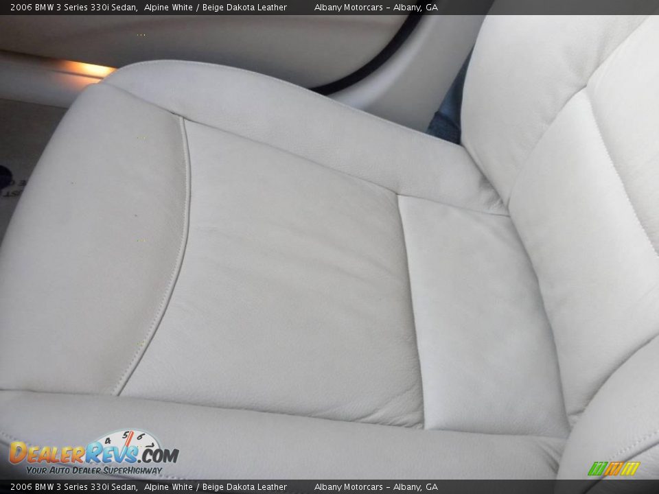 2006 BMW 3 Series 330i Sedan Alpine White / Beige Dakota Leather Photo #10