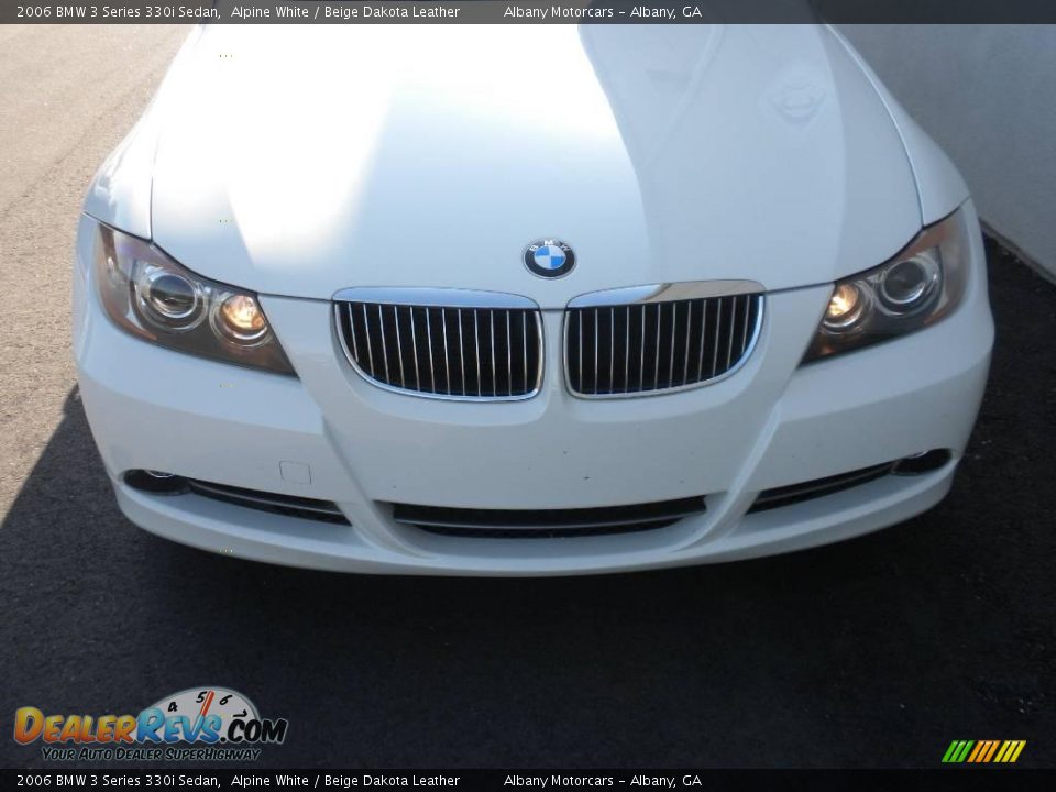 2006 BMW 3 Series 330i Sedan Alpine White / Beige Dakota Leather Photo #23