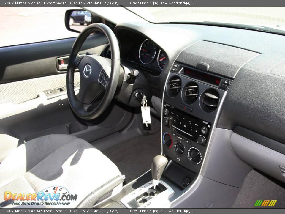 2007 Mazda MAZDA6 i Sport Sedan Glacier Silver Metallic / Gray Photo #11