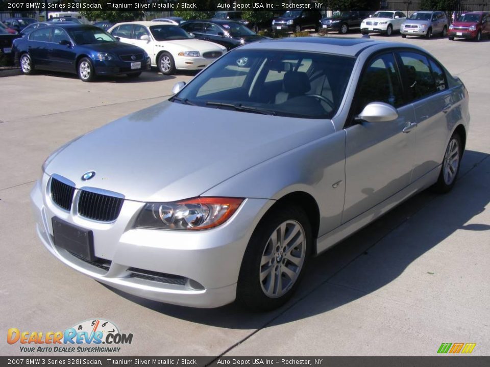 2007 BMW 3 Series 328i Sedan Titanium Silver Metallic / Black Photo #4