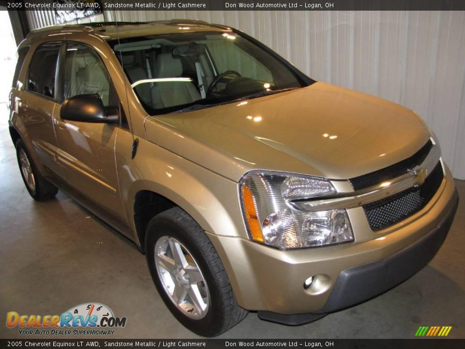 2005 Chevrolet Equinox LT AWD Sandstone Metallic / Light Cashmere Photo #1