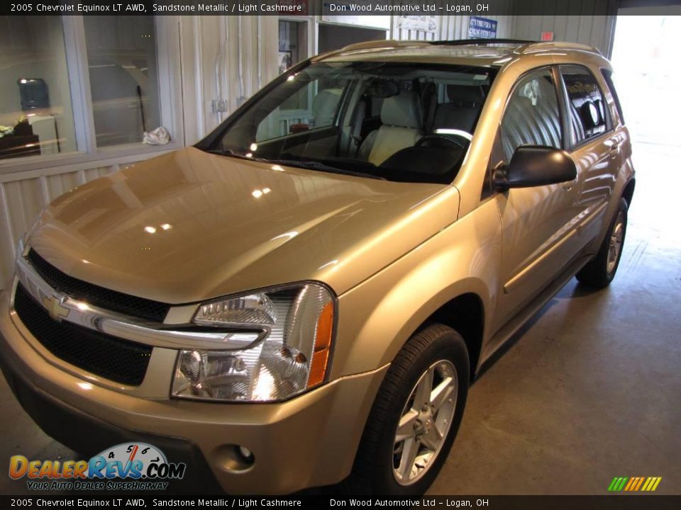 2005 Chevrolet Equinox LT AWD Sandstone Metallic / Light Cashmere Photo #6