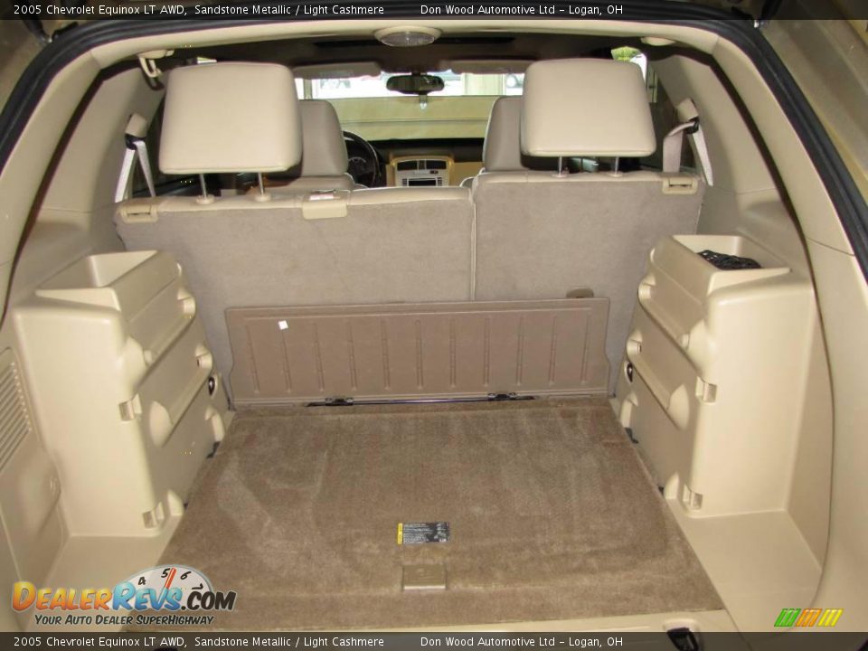 2005 Chevrolet Equinox LT AWD Sandstone Metallic / Light Cashmere Photo #8