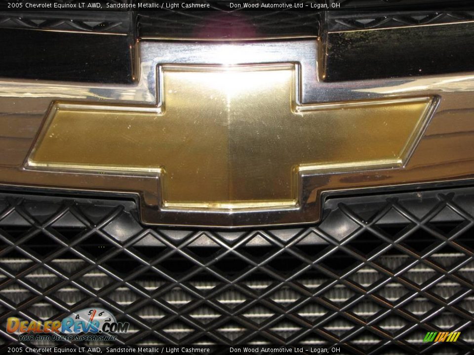 2005 Chevrolet Equinox LT AWD Sandstone Metallic / Light Cashmere Photo #11