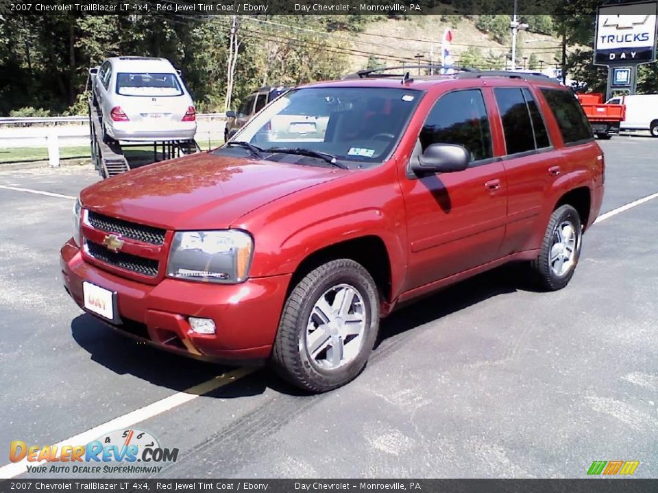 2007 Chevrolet TrailBlazer LT 4x4 Red Jewel Tint Coat / Ebony Photo #1