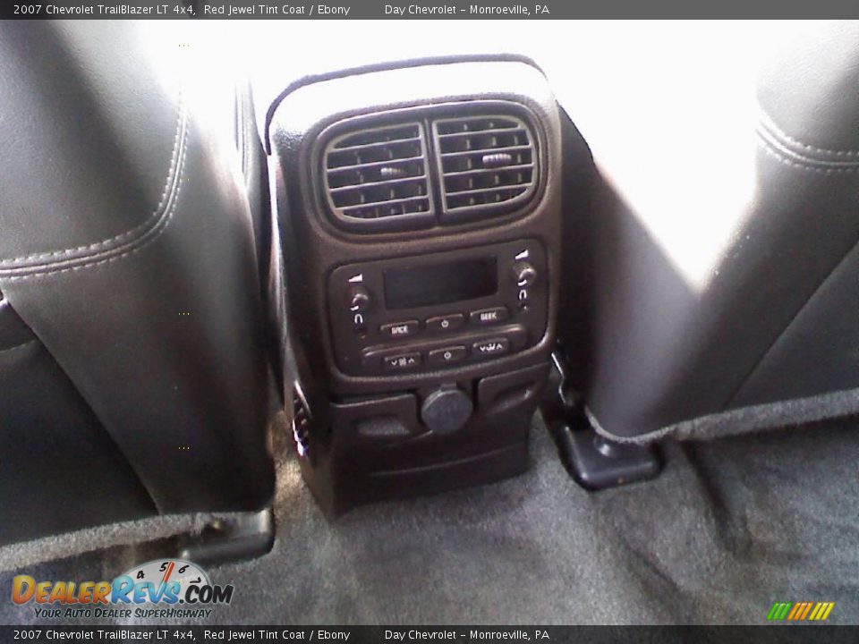 2007 Chevrolet TrailBlazer LT 4x4 Red Jewel Tint Coat / Ebony Photo #12