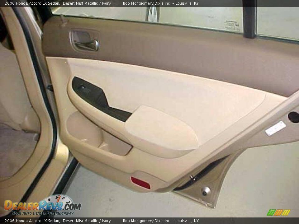 2006 Honda Accord LX Sedan Desert Mist Metallic / Ivory Photo #13