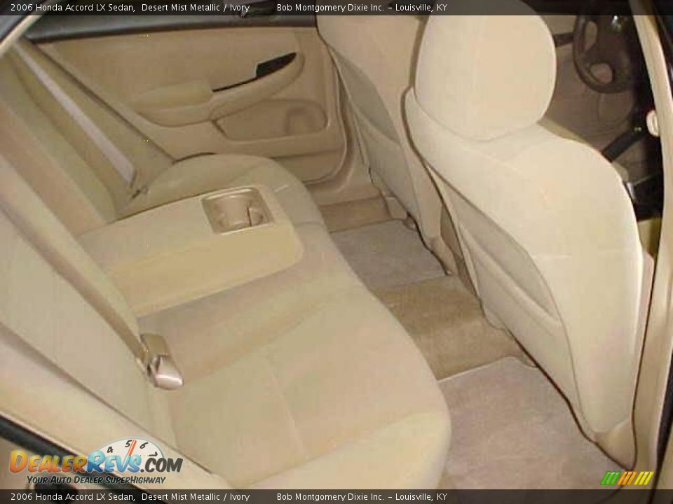 2006 Honda Accord LX Sedan Desert Mist Metallic / Ivory Photo #14