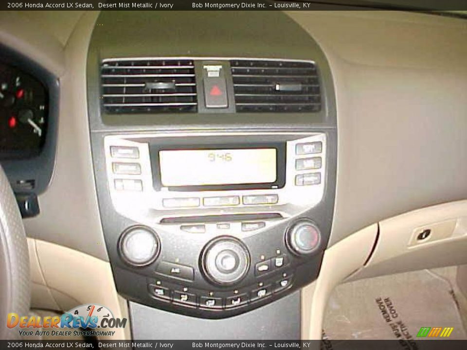 2006 Honda Accord LX Sedan Desert Mist Metallic / Ivory Photo #19