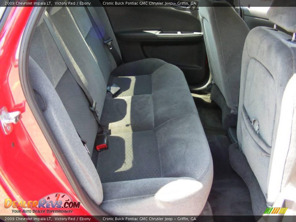 2009 Chevrolet Impala LT Victory Red / Ebony Photo #17