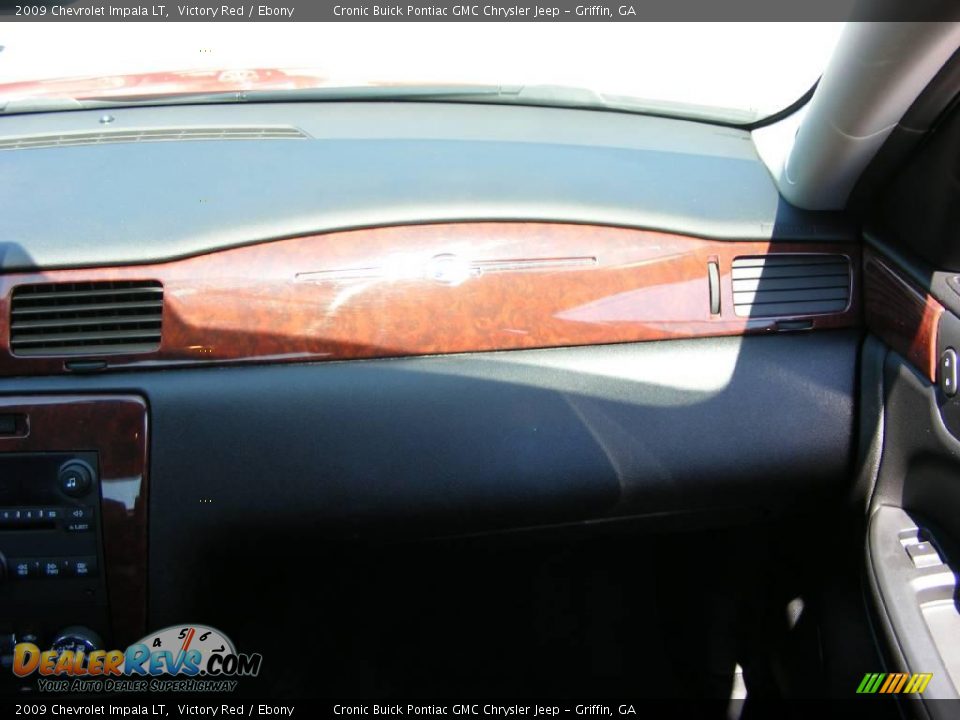 2009 Chevrolet Impala LT Victory Red / Ebony Photo #21