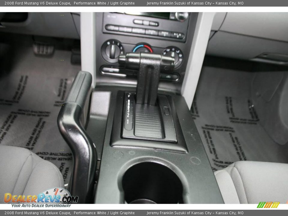 2008 Ford Mustang V6 Deluxe Coupe Performance White / Light Graphite Photo #17