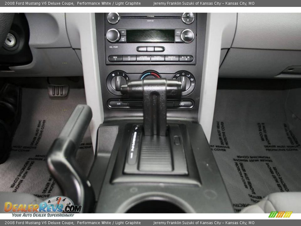 2008 Ford Mustang V6 Deluxe Coupe Performance White / Light Graphite Photo #18