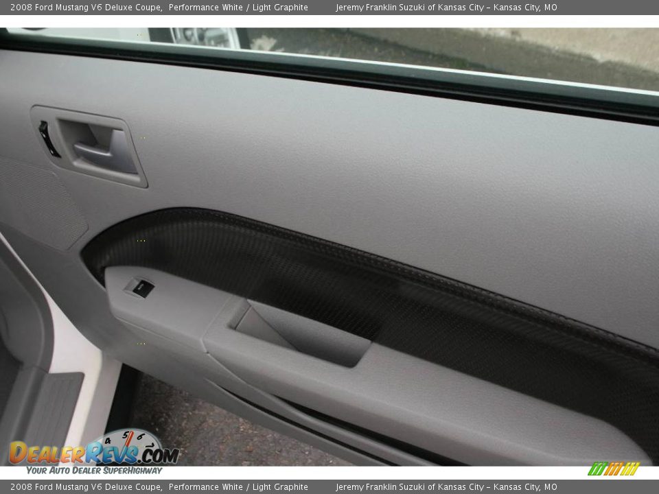 2008 Ford Mustang V6 Deluxe Coupe Performance White / Light Graphite Photo #22