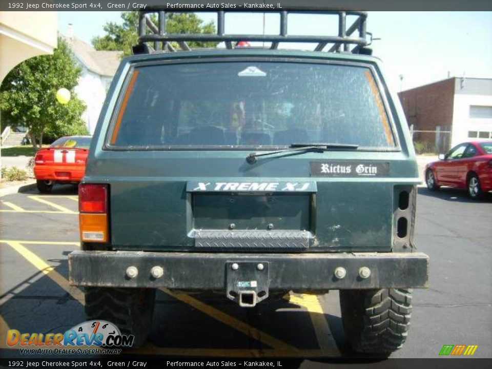 1992 Jeep Cherokee Sport 4x4 Green / Gray Photo #6