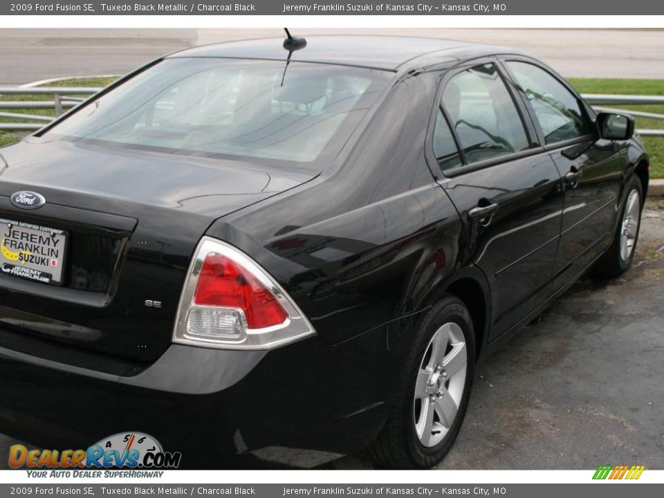 2009 Ford Fusion SE Tuxedo Black Metallic / Charcoal Black Photo #5