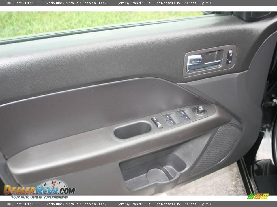 2009 Ford Fusion SE Tuxedo Black Metallic / Charcoal Black Photo #16