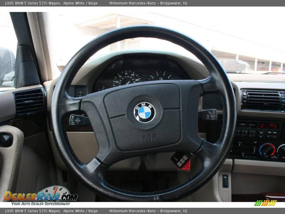 1995 BMW 5 Series 525i Wagon Alpine White / Beige Photo #14