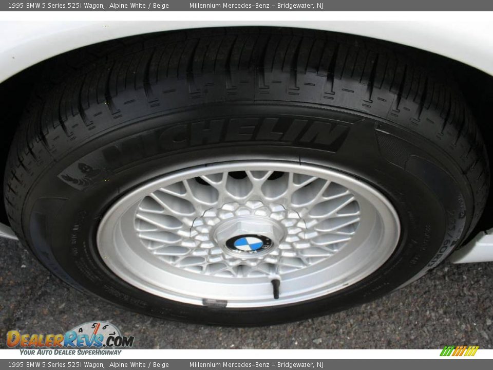 1995 BMW 5 Series 525i Wagon Alpine White / Beige Photo #25
