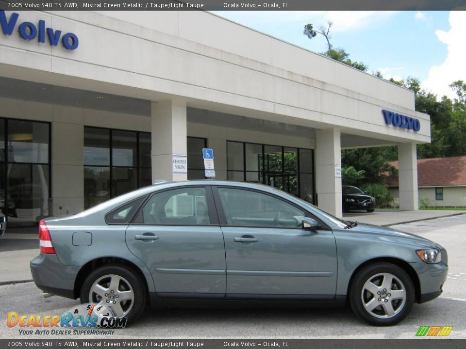 2005 Volvo S40 T5 AWD Mistral Green Metallic / Taupe/Light Taupe Photo #2