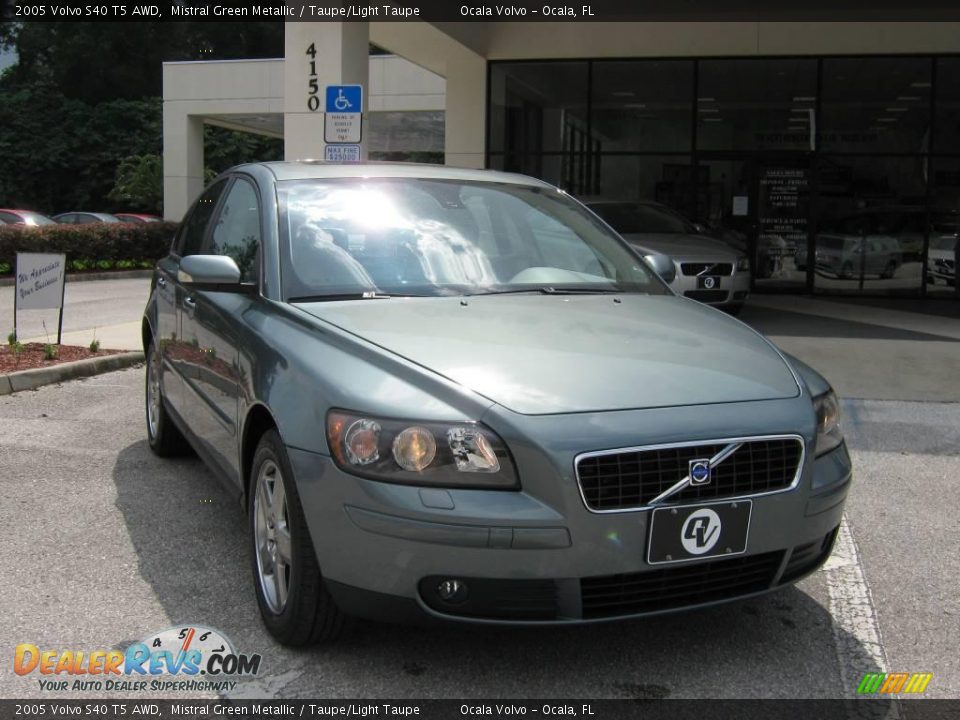 2005 Volvo S40 T5 AWD Mistral Green Metallic / Taupe/Light Taupe Photo #9