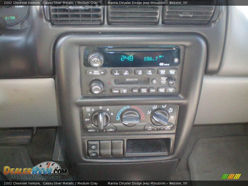 2002 Chevrolet Venture Galaxy Silver Metallic / Medium Gray Photo #5
