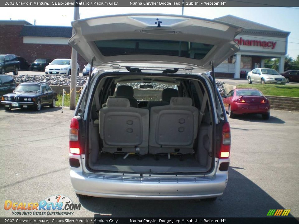2002 Chevrolet Venture Galaxy Silver Metallic / Medium Gray Photo #18