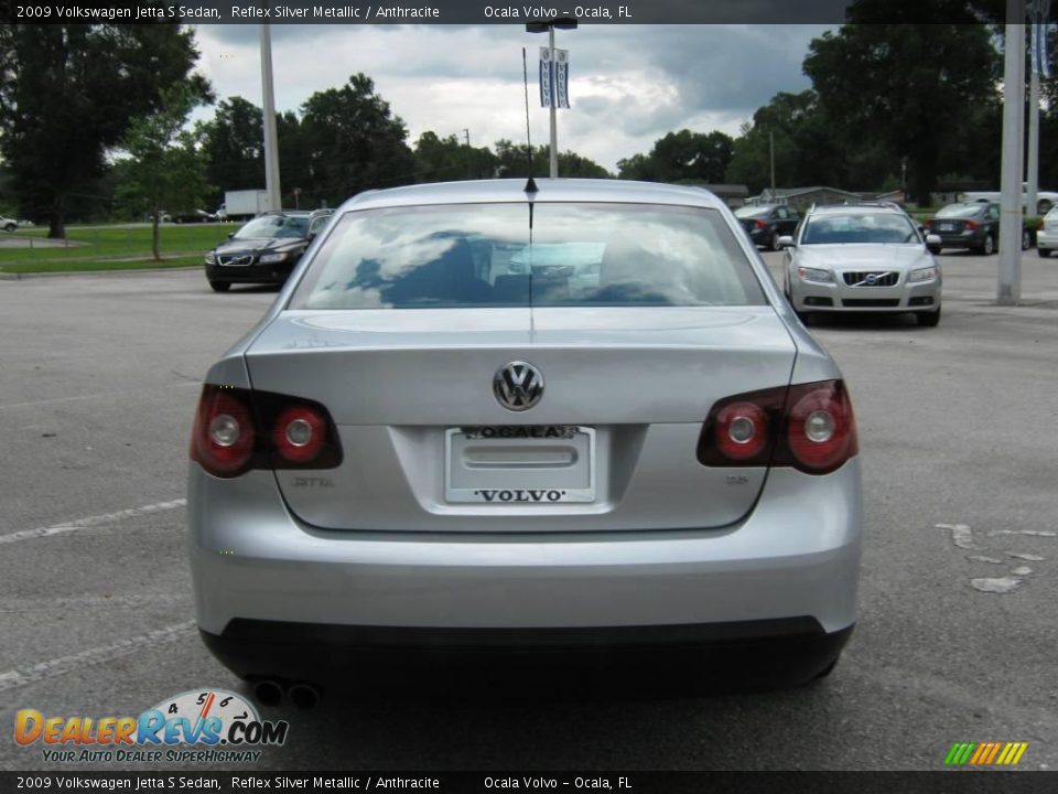 2009 Volkswagen Jetta S Sedan Reflex Silver Metallic / Anthracite Photo #4