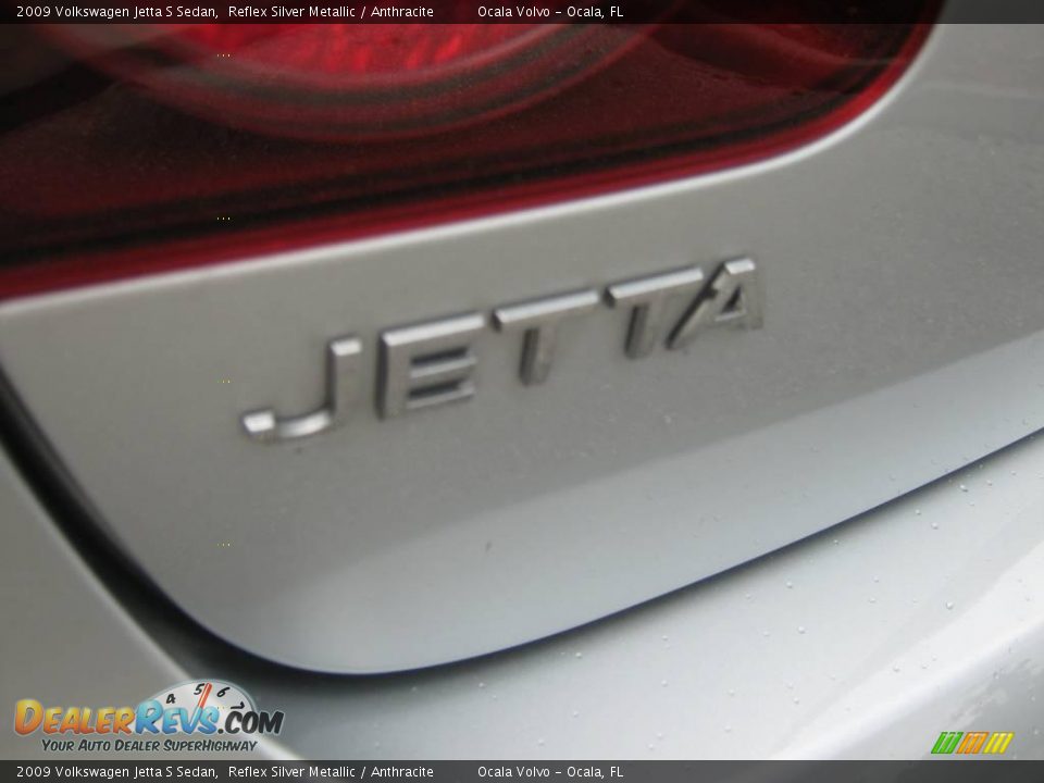 2009 Volkswagen Jetta S Sedan Reflex Silver Metallic / Anthracite Photo #10
