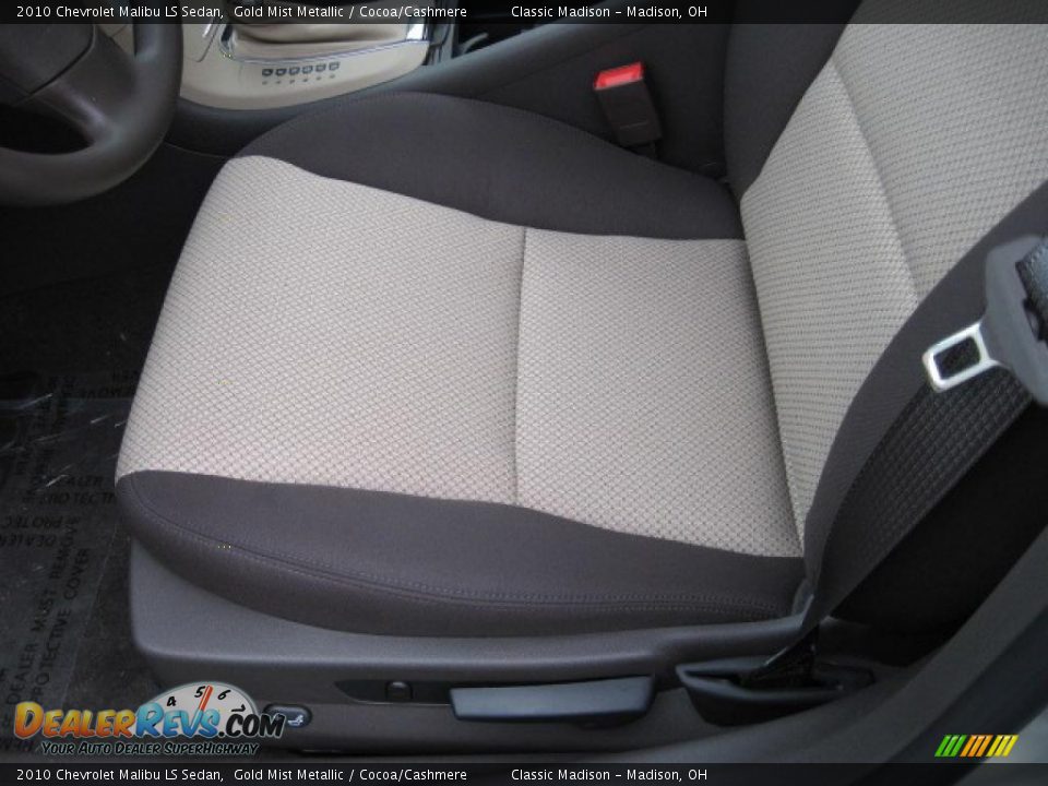 2010 Chevrolet Malibu LS Sedan Gold Mist Metallic / Cocoa/Cashmere Photo #6