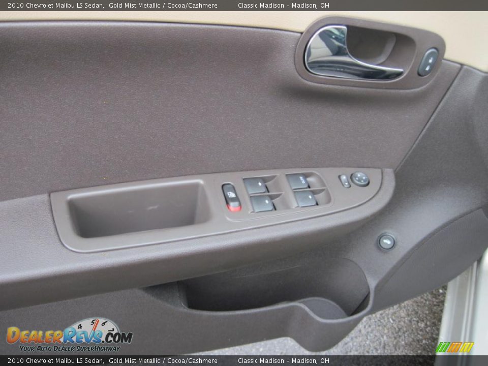 2010 Chevrolet Malibu LS Sedan Gold Mist Metallic / Cocoa/Cashmere Photo #7