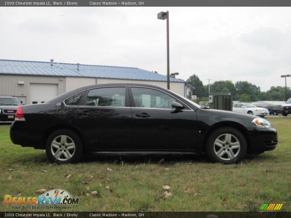 2009 Chevrolet Impala LS Black / Ebony Photo #4