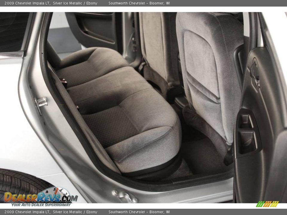 2009 Chevrolet Impala LT Silver Ice Metallic / Ebony Photo #5
