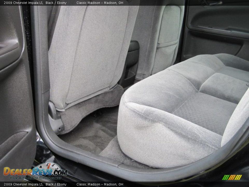2009 Chevrolet Impala LS Black / Ebony Photo #14