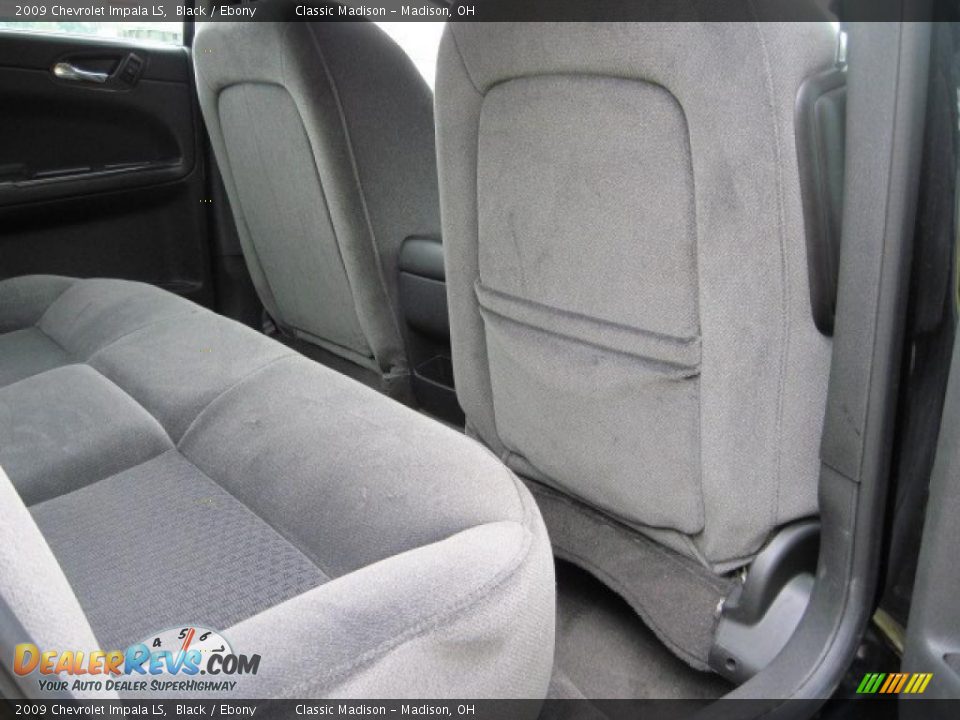 2009 Chevrolet Impala LS Black / Ebony Photo #16