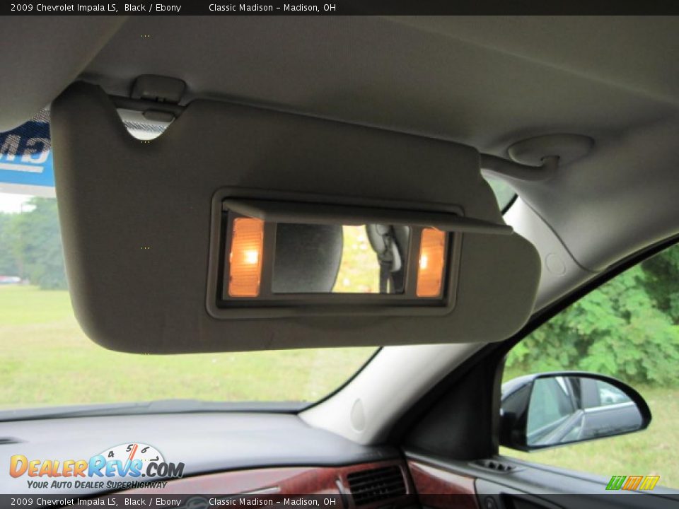 2009 Chevrolet Impala LS Black / Ebony Photo #22