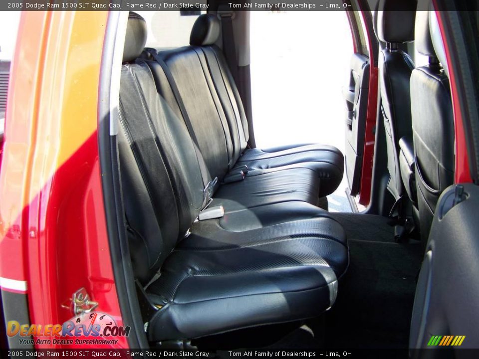 2005 Dodge Ram 1500 SLT Quad Cab Flame Red / Dark Slate Gray Photo #11