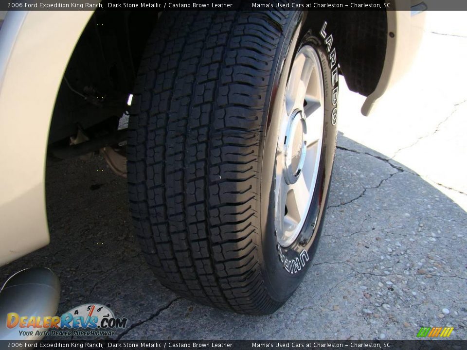 2006 Ford Expedition King Ranch Dark Stone Metallic / Castano Brown Leather Photo #24