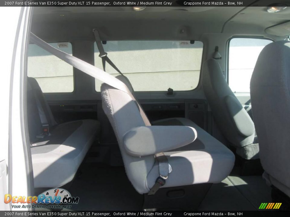 2007 Ford E Series Van E350 Super Duty XLT 15 Passenger Oxford White / Medium Flint Grey Photo #6