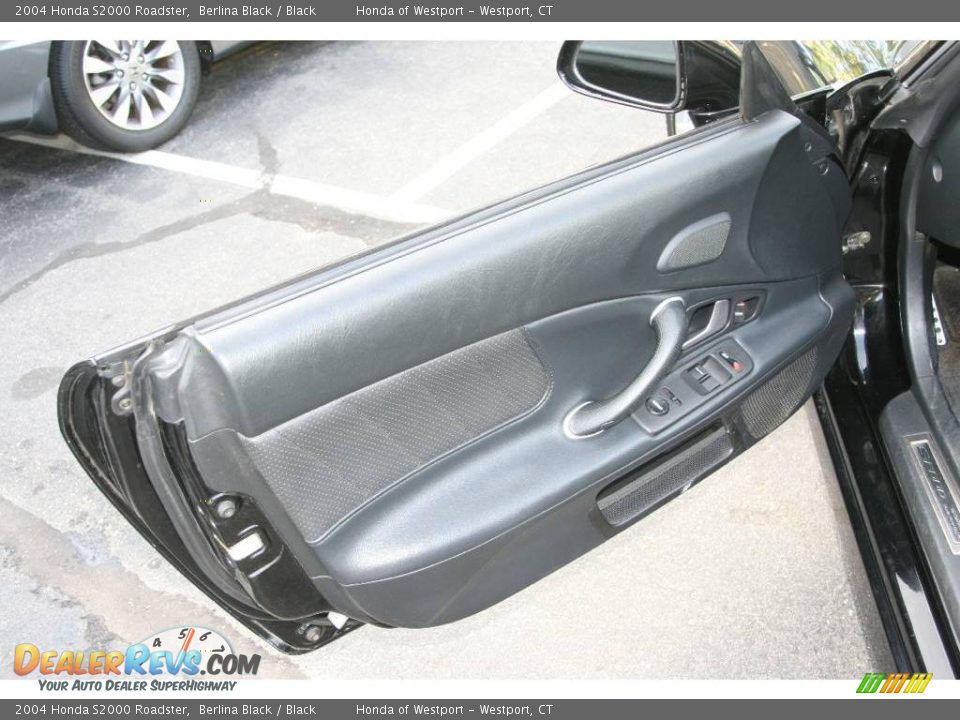 2004 Honda S2000 Roadster Berlina Black / Black Photo #14