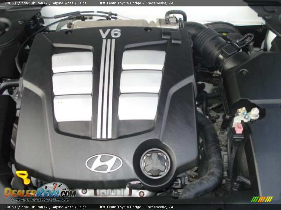 2006 Hyundai Tiburon GT Alpine White / Beige Photo #18