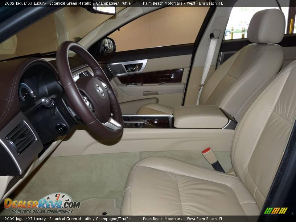 2009 Jaguar XF Luxury Botanical Green Metallic / Champagne/Truffle Photo #11