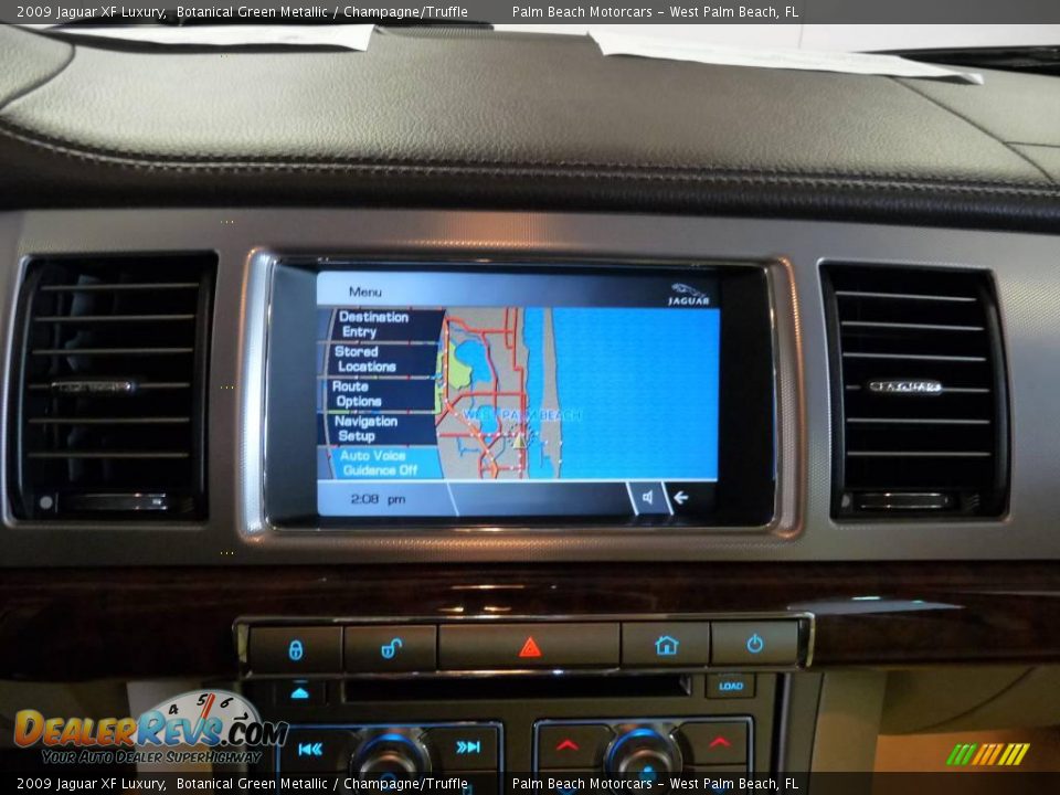2009 Jaguar XF Luxury Botanical Green Metallic / Champagne/Truffle Photo #23