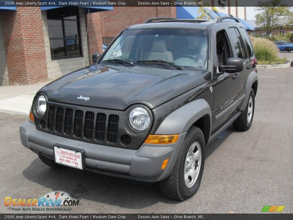 2006 Jeep Liberty Sport 4x4 Dark Khaki Pearl / Medium Slate Gray Photo #2