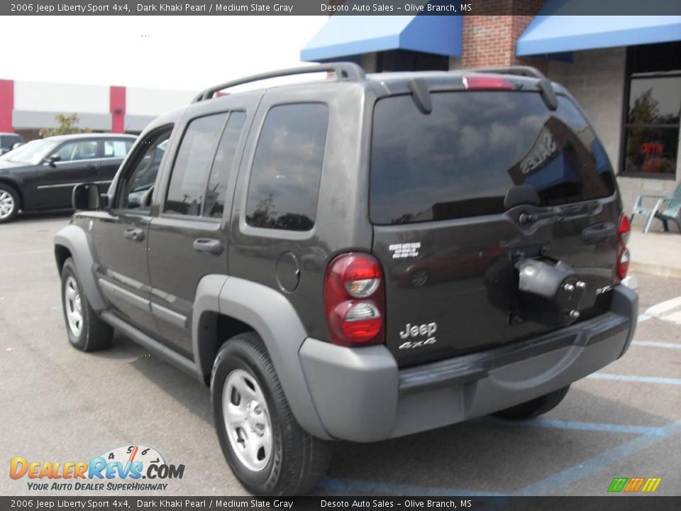2006 Jeep Liberty Sport 4x4 Dark Khaki Pearl / Medium Slate Gray Photo #8