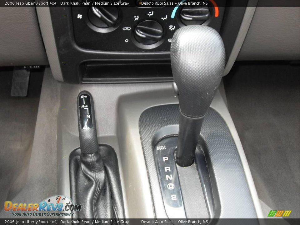 2006 Jeep Liberty Sport 4x4 Dark Khaki Pearl / Medium Slate Gray Photo #11