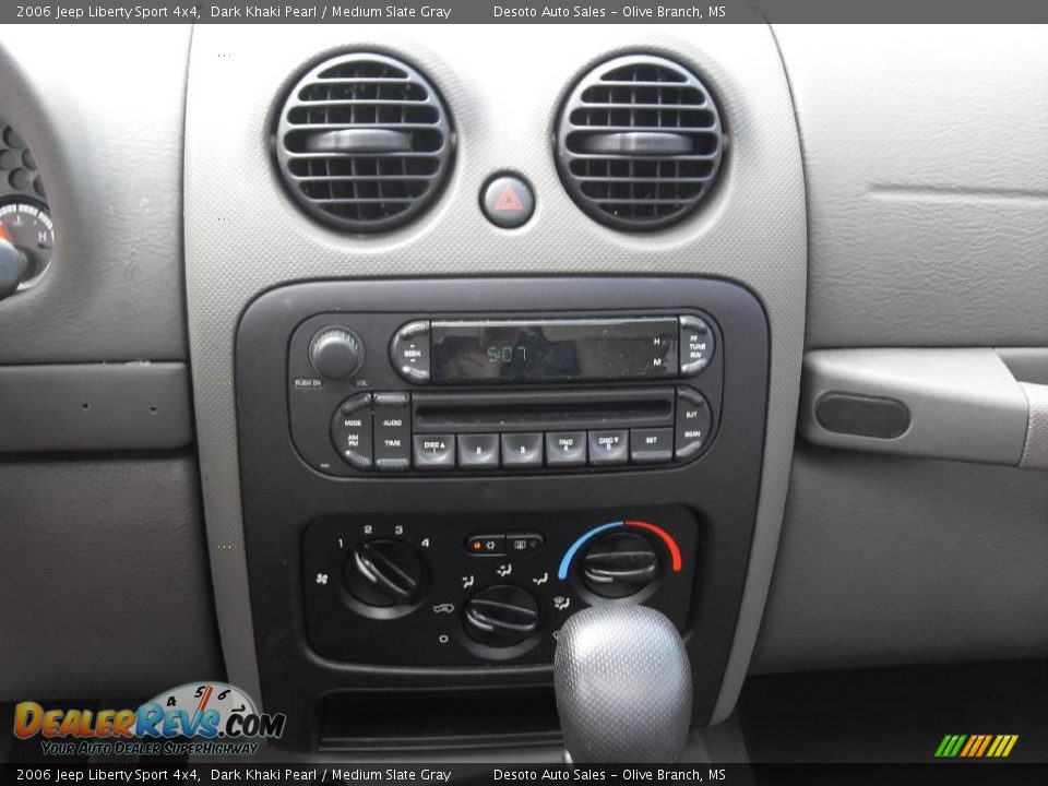 2006 Jeep Liberty Sport 4x4 Dark Khaki Pearl / Medium Slate Gray Photo #12