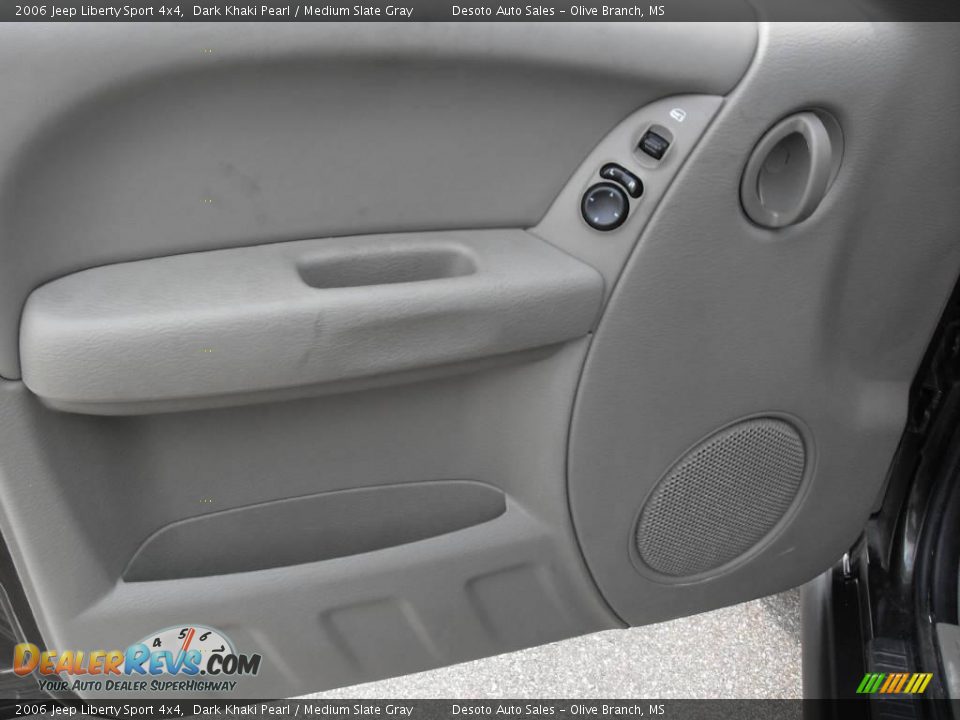 2006 Jeep Liberty Sport 4x4 Dark Khaki Pearl / Medium Slate Gray Photo #14